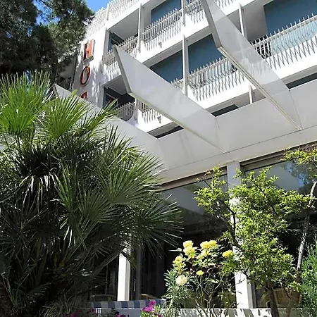 Gambrinus Hotel 3*